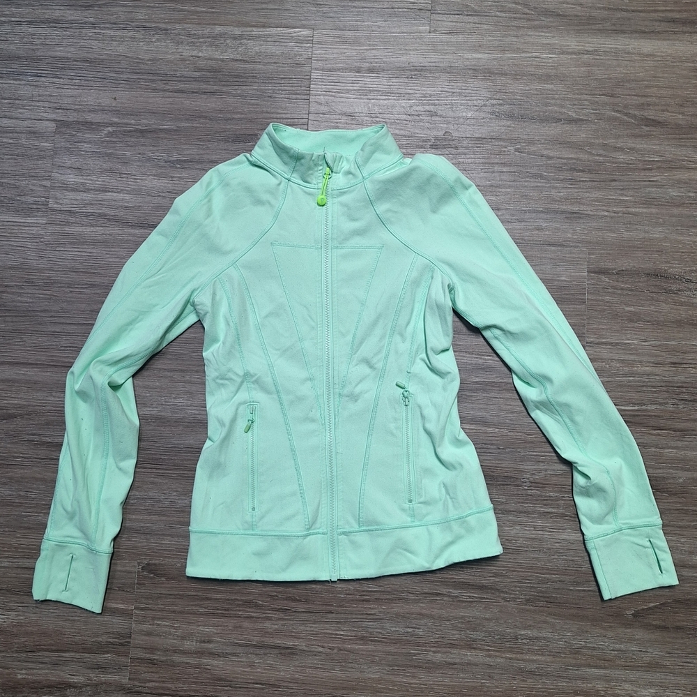 Ivivva girls size 14 light green jacket